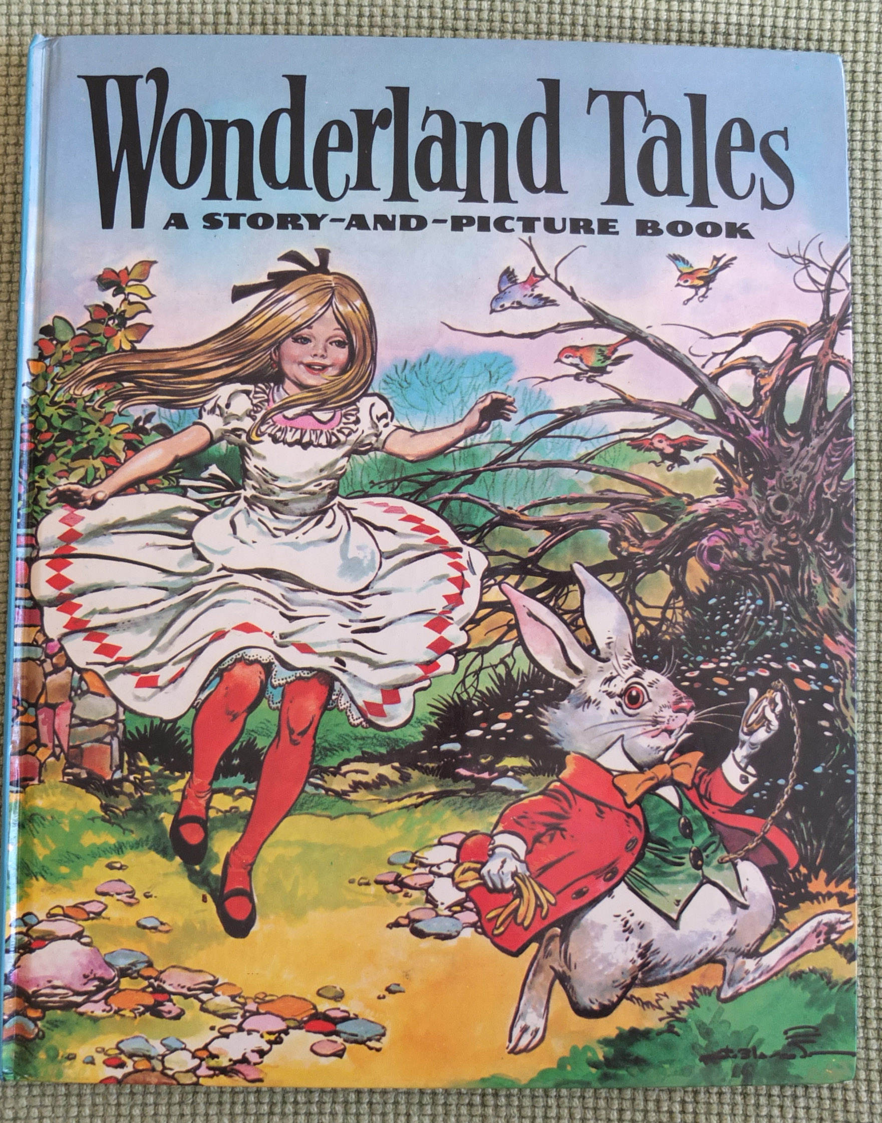 Wonderland Tales Book